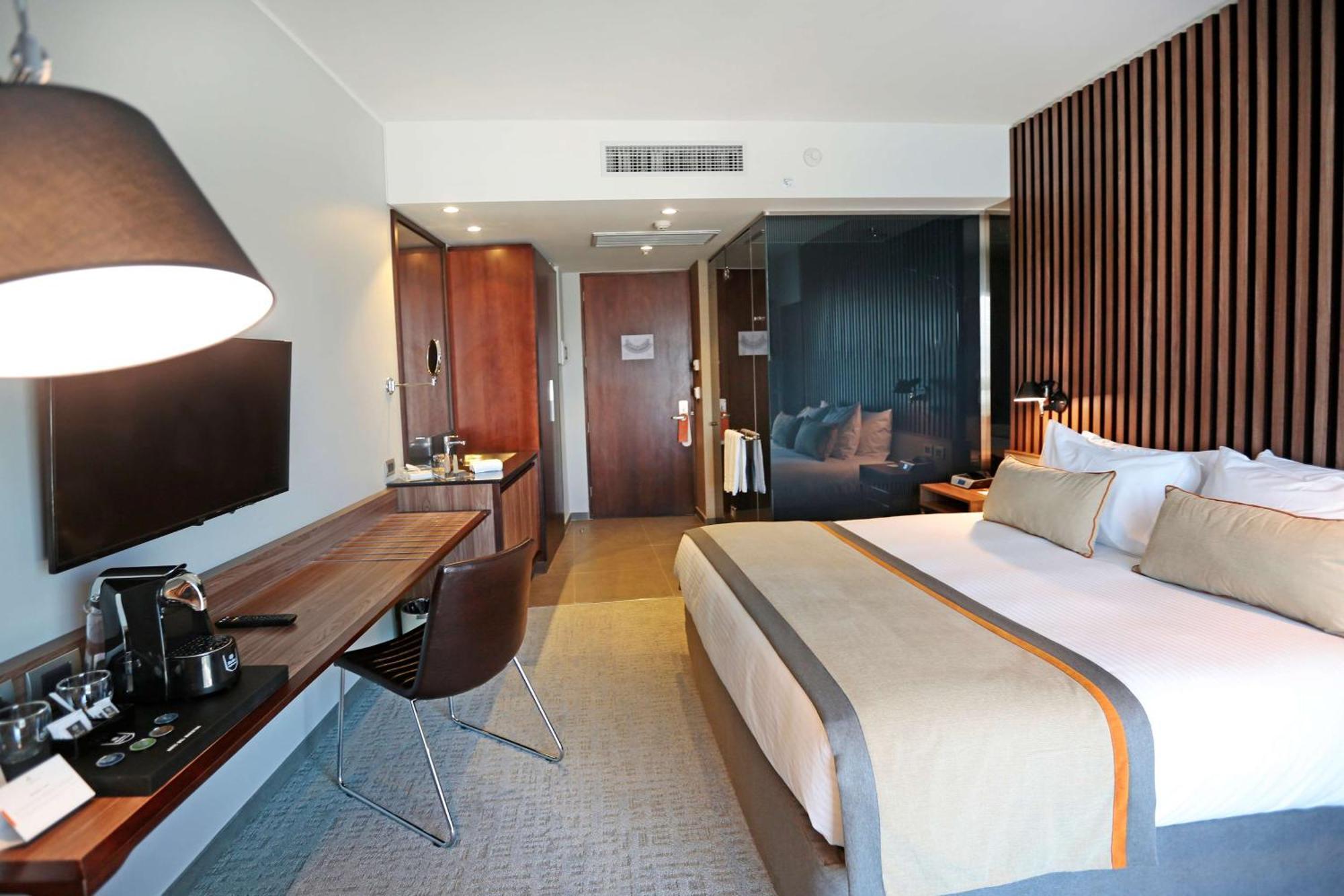 Doubletree By Hilton Santiago Kennedy, Chile Otel Dış mekan fotoğraf