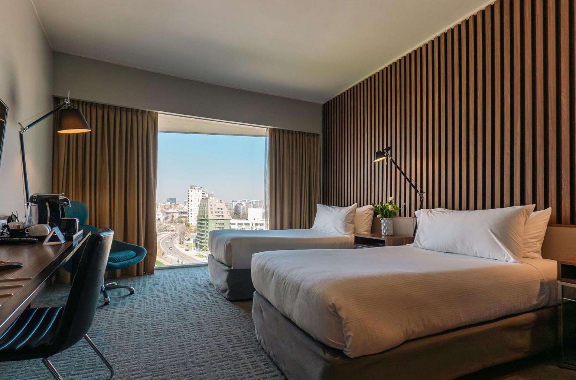 Doubletree By Hilton Santiago Kennedy, Chile Otel Dış mekan fotoğraf